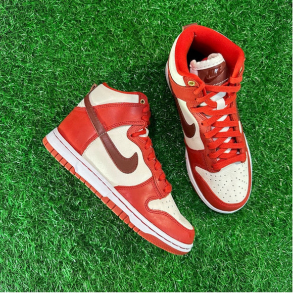 Nike Dunk High LXX Cinnabar SEND OFFERS - Picture 3 of 10